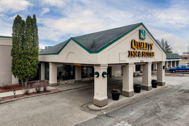 More details for Court Order Sale | Dual-Branded Hotel – Hospitality for Sale, Brainerd, MN